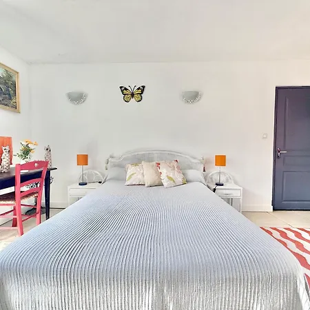 Apartment L'orangee - Parking & Petit-dejeuner Tillac